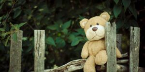 7 Ways That Childhood Trauma Can Appear in Your Adult Life 3