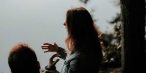 How to Improve Communication in a Relationship: 9 Practical Tips 2