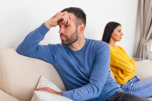 Toxic Marriage: Causes, Signs, and How to Turn Things Around 3